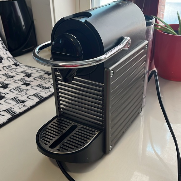 Nespresso Other - Nespresso Pixie Machine
